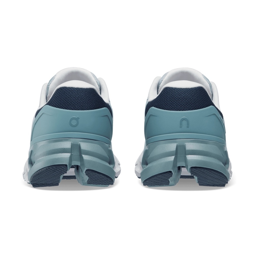 On CloudFlyer 4 Women's Sneakers, Size 6 Excellent Condition. - Picture 3 of 11